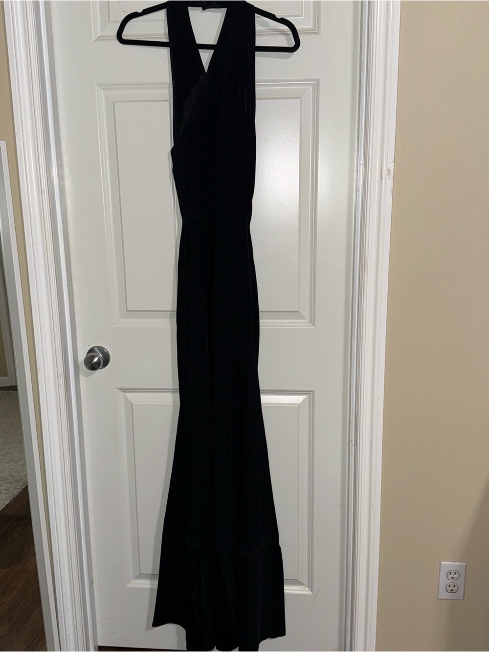 Elegant Black Sleeveless Maxi Dress